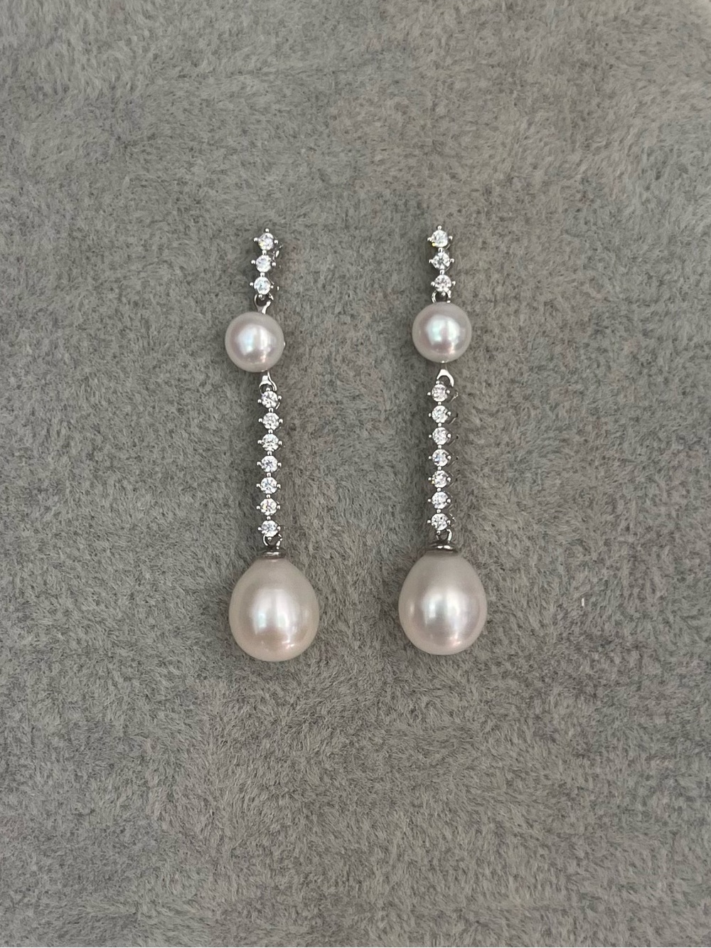 Elegant Freshwater Pearl Drop Earrings with Cubic Zirconia 925 silver posts